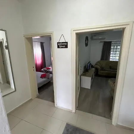 Old Town House Apartament *